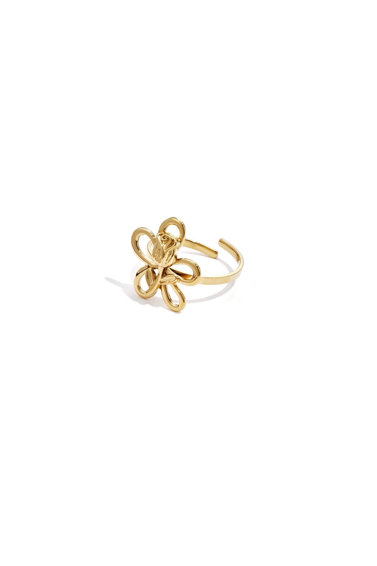 Ring mit Rose auf Blume