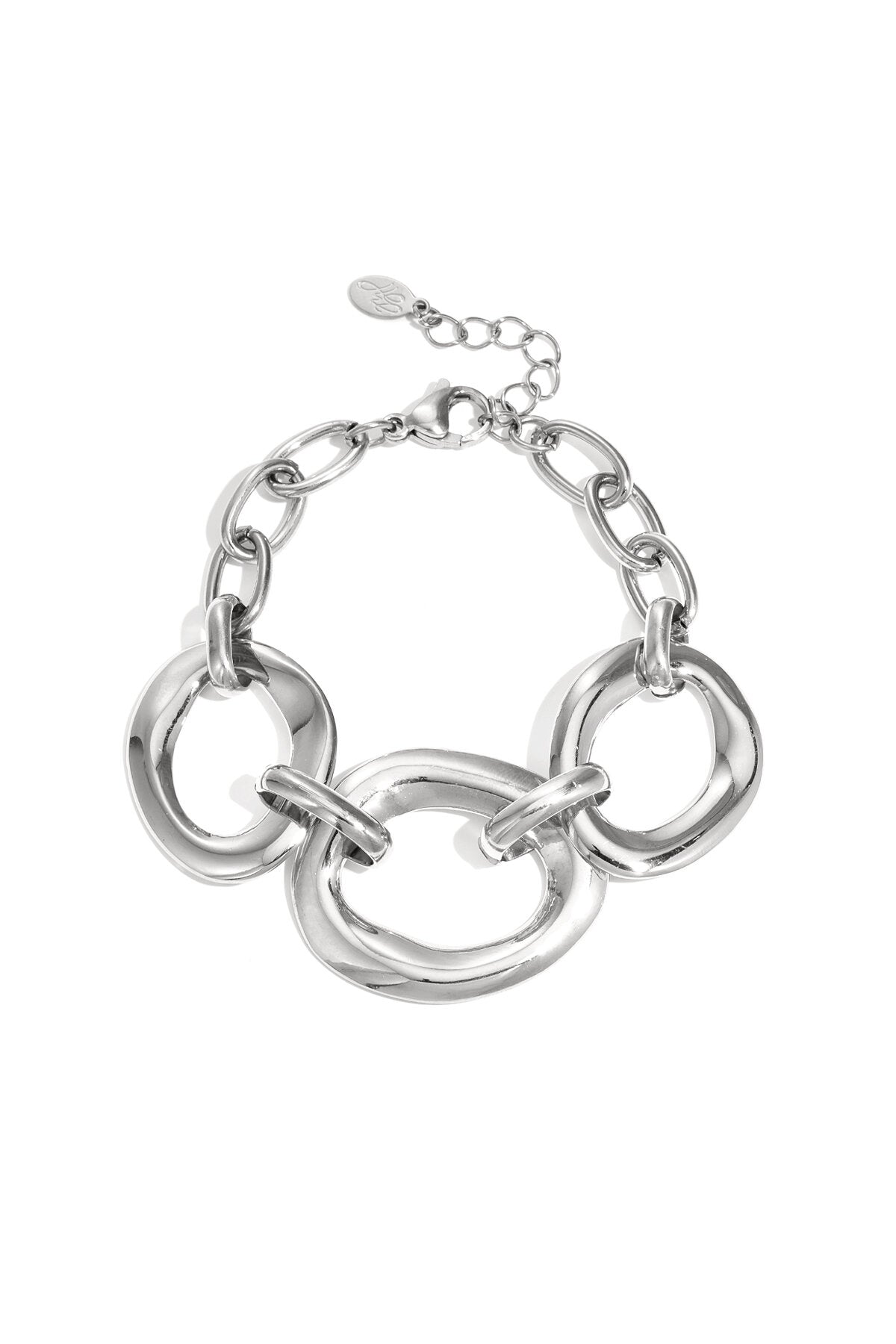 Armband mit runden Statement-Ohrringen