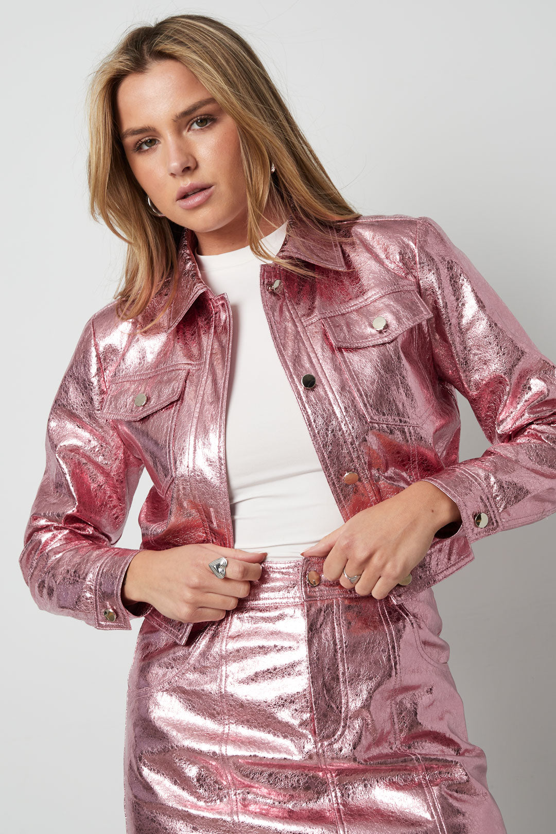 PU Damen Kurze Jacke Glänzende Metallische Oberfläche