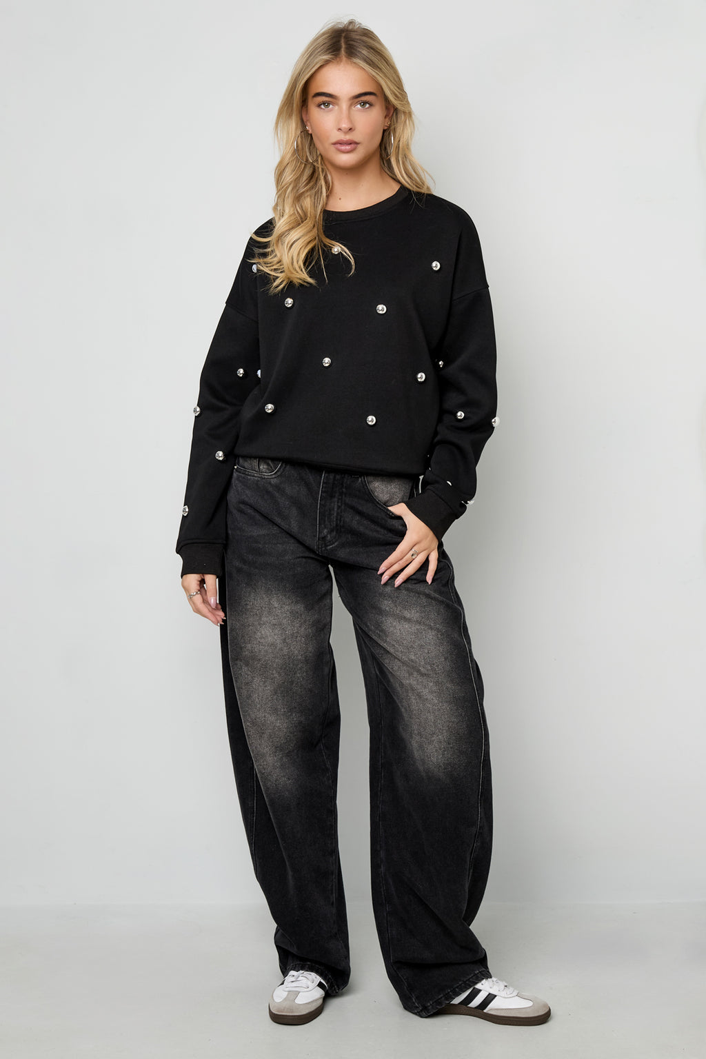 Pullover mit Nieten