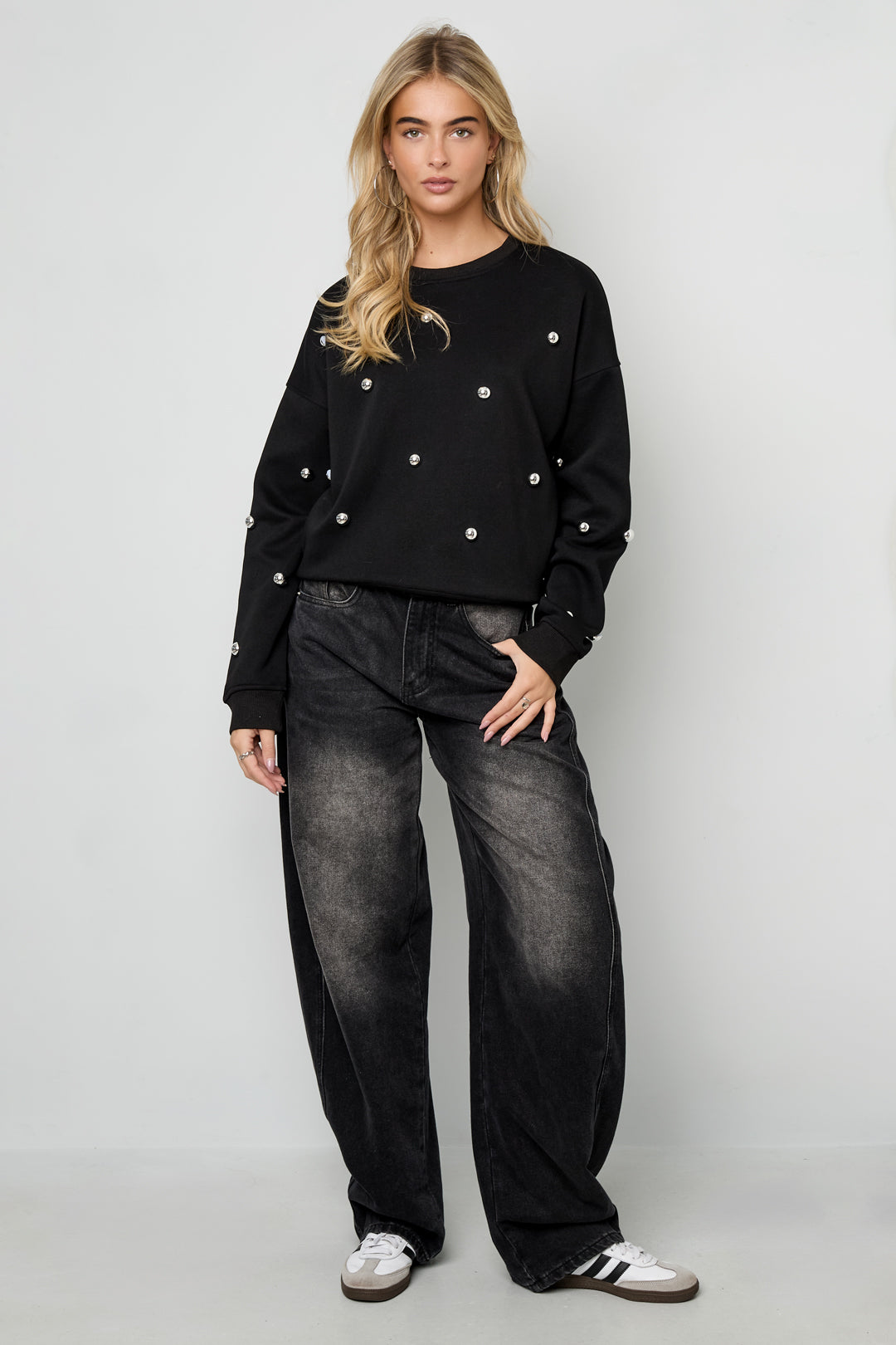 Pullover mit Nieten