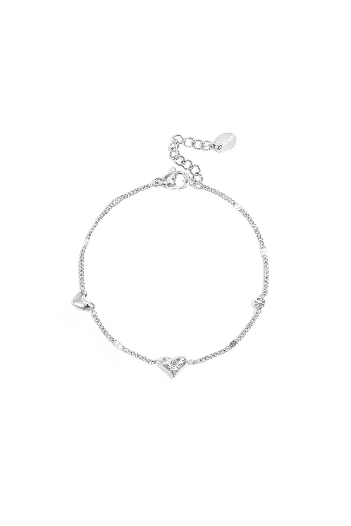 Armband mit Herz- und Steinmuster