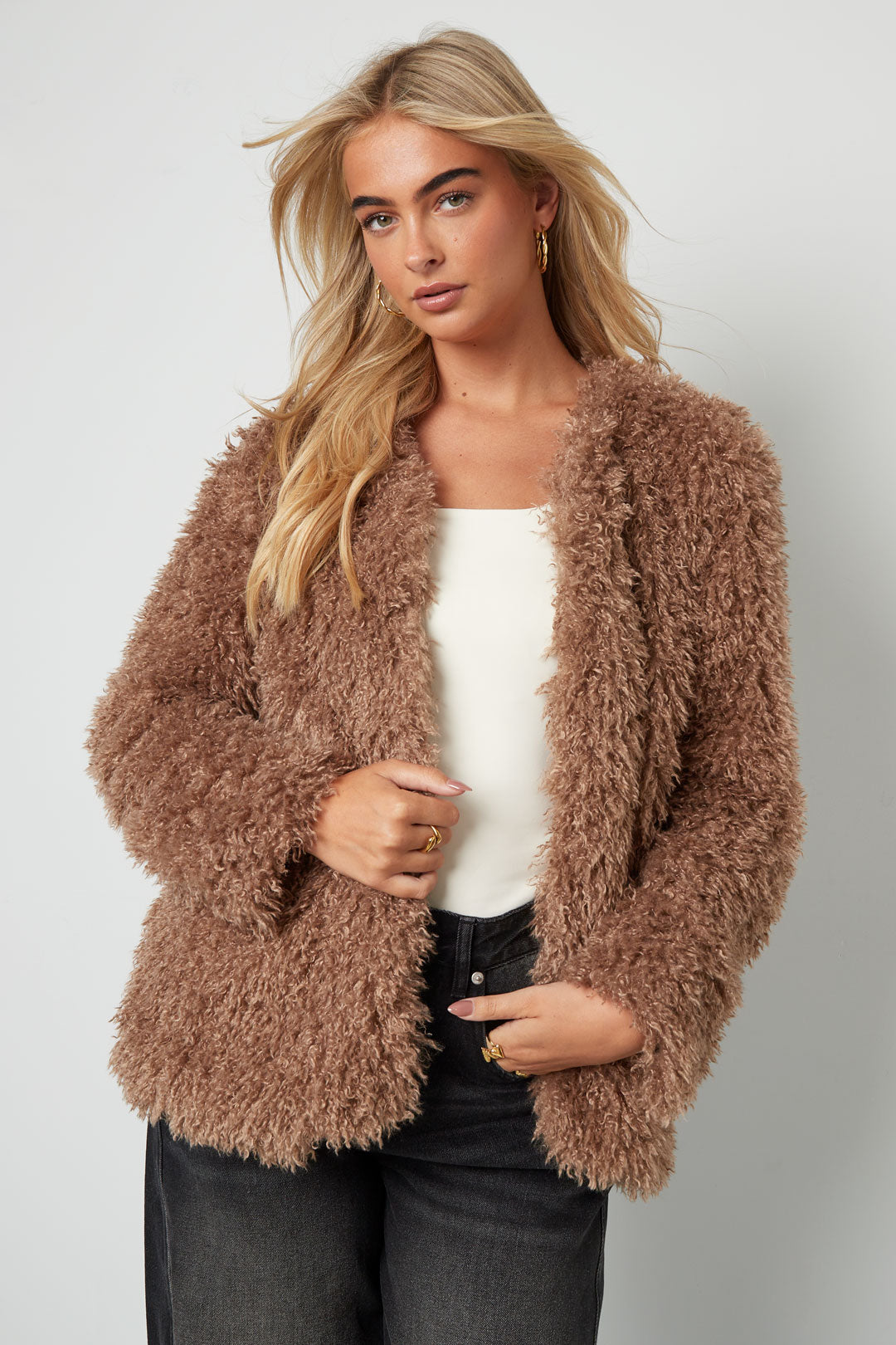 Gewebte Polyesterfasern Damenjacke Elegante Einfarbige Farbe Herbst/Winter