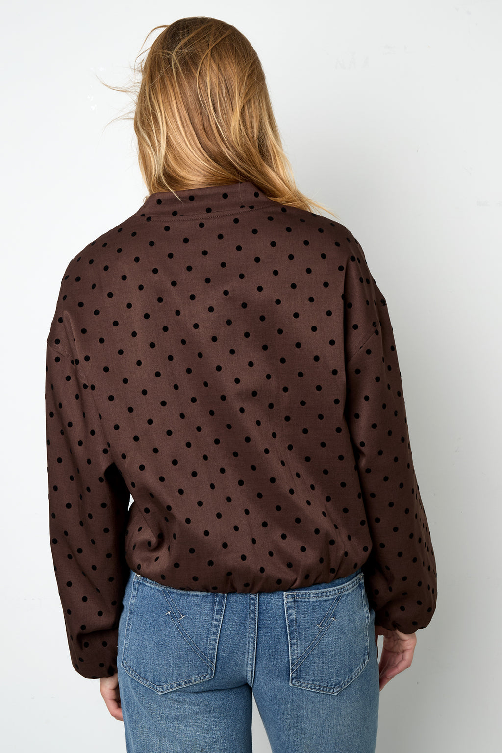 Gepunktete Jacke