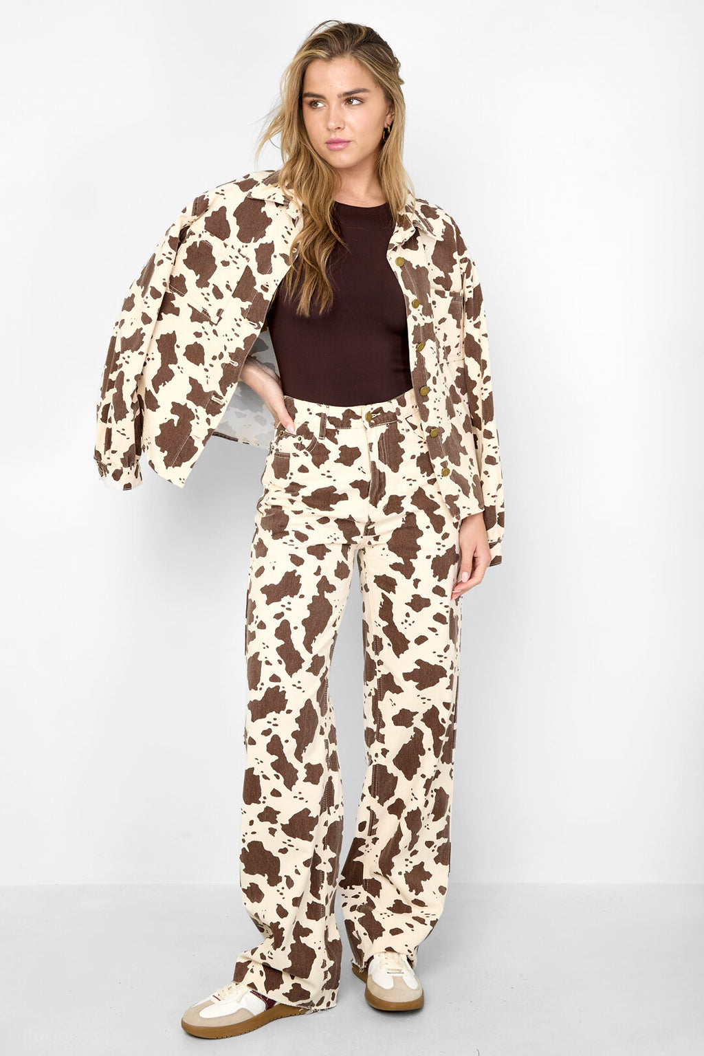 Das Cowgirl &amp; liebevolle Leopardenjeans