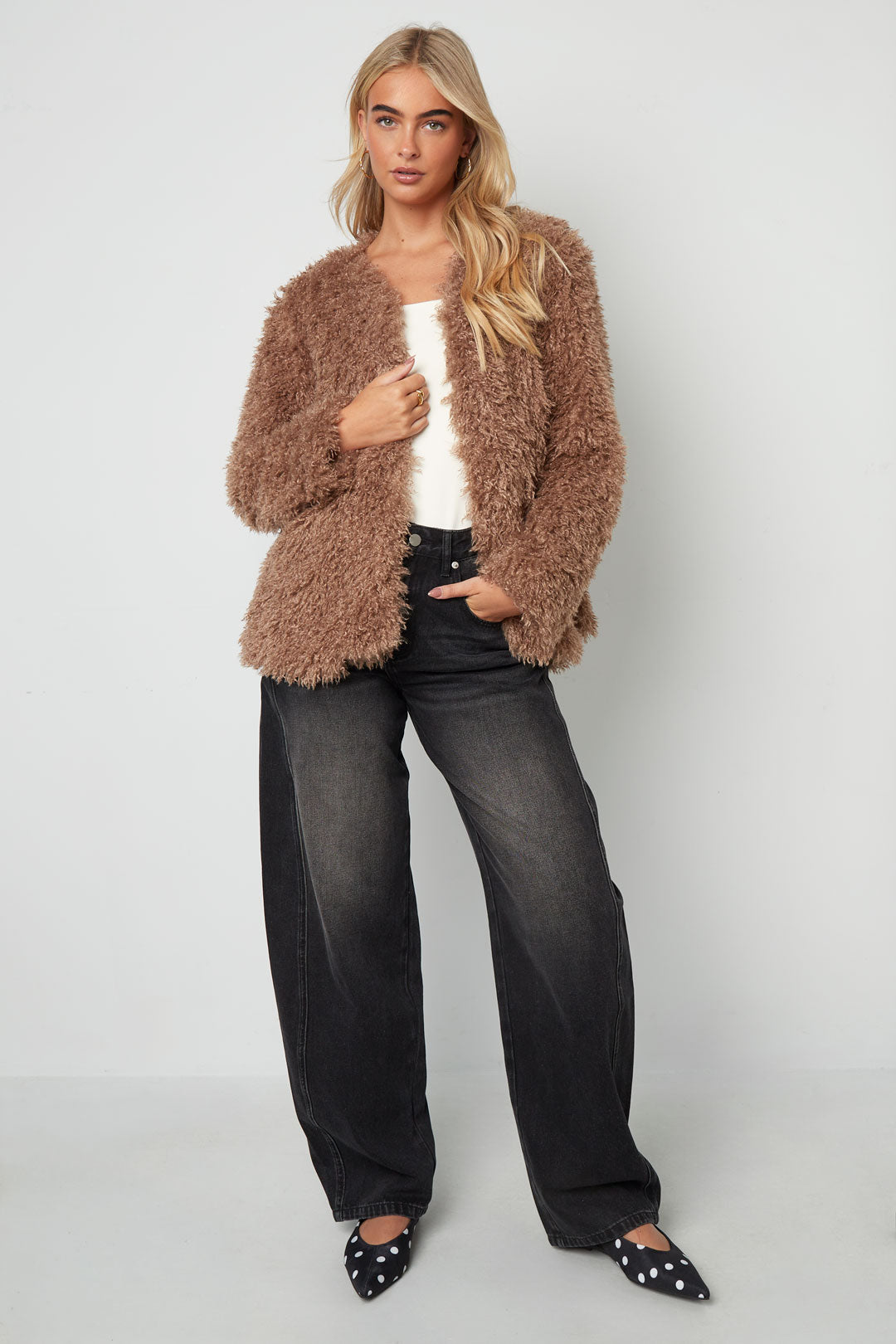 Gewebte Polyesterfasern Damenjacke Elegante Einfarbige Farbe Herbst/Winter