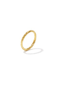 Minimalistischer Ring mit Streifen